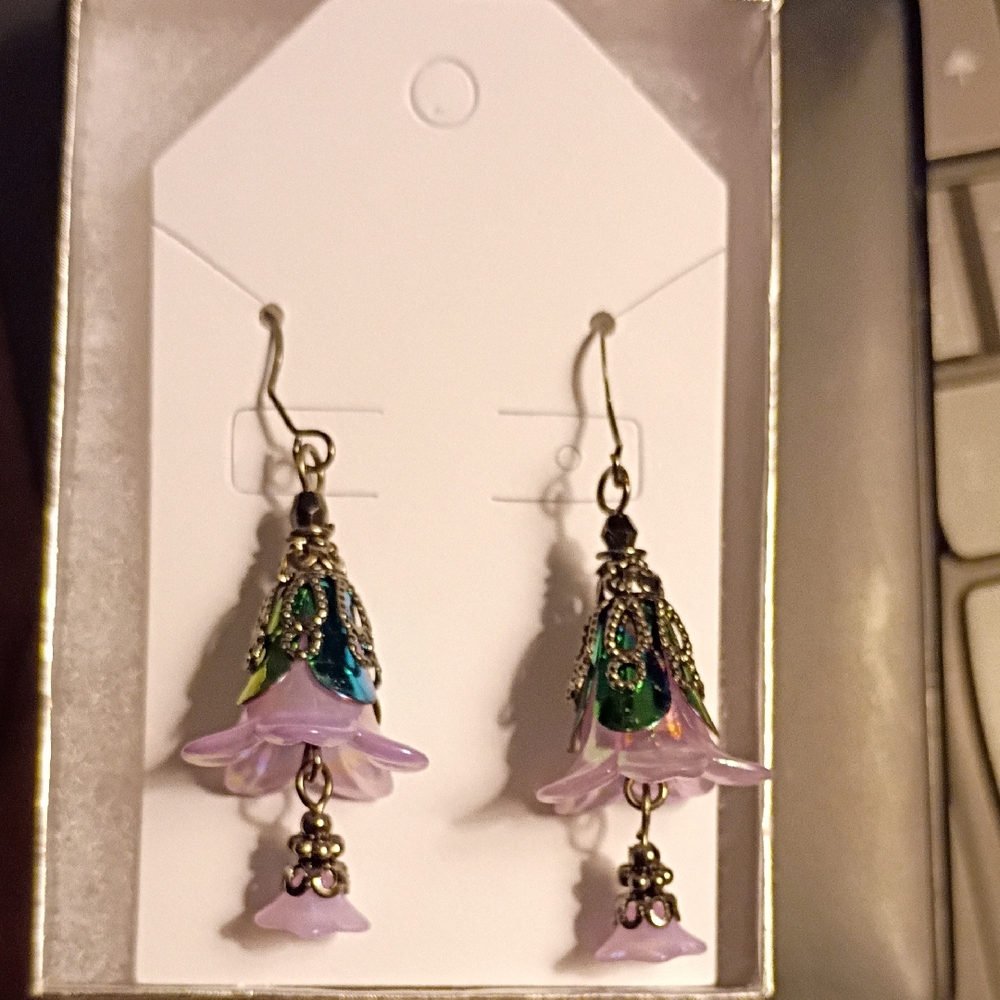 Elegant Floral Drop Earrings in Purple and Green